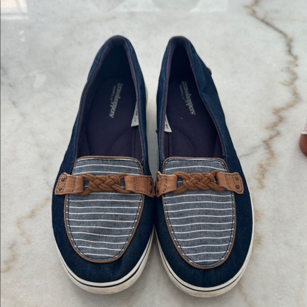 Women's Casual Loafers - Navy and Browngrasshoppers